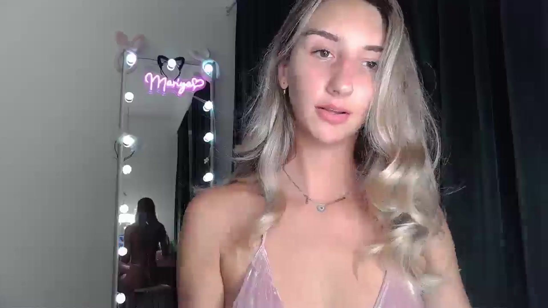 Gallery image thumbnail from Mary_Wayne's myfreecams stream on, 08/15/2025, 18:11 image 7 of 20
