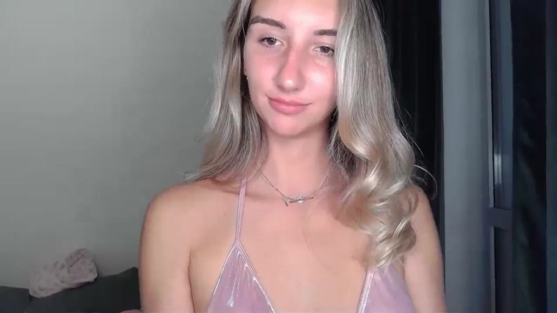 Gallery image thumbnail from Mary_Wayne's myfreecams stream on, 08/15/2025, 19:06 image 13 of 20