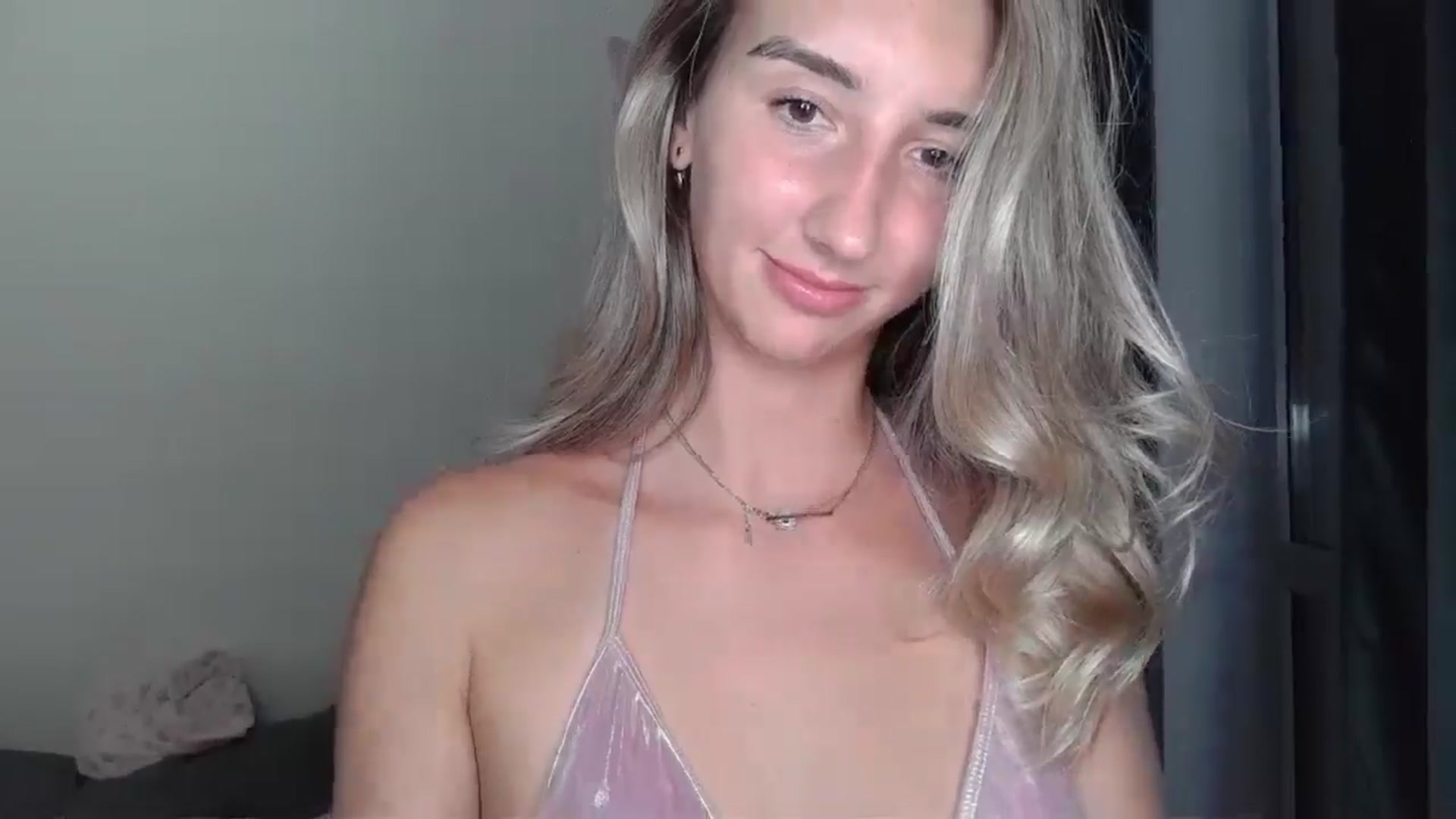 Gallery image thumbnail from Mary_Wayne's myfreecams stream on, 08/15/2025, 19:06 image 12 of 20