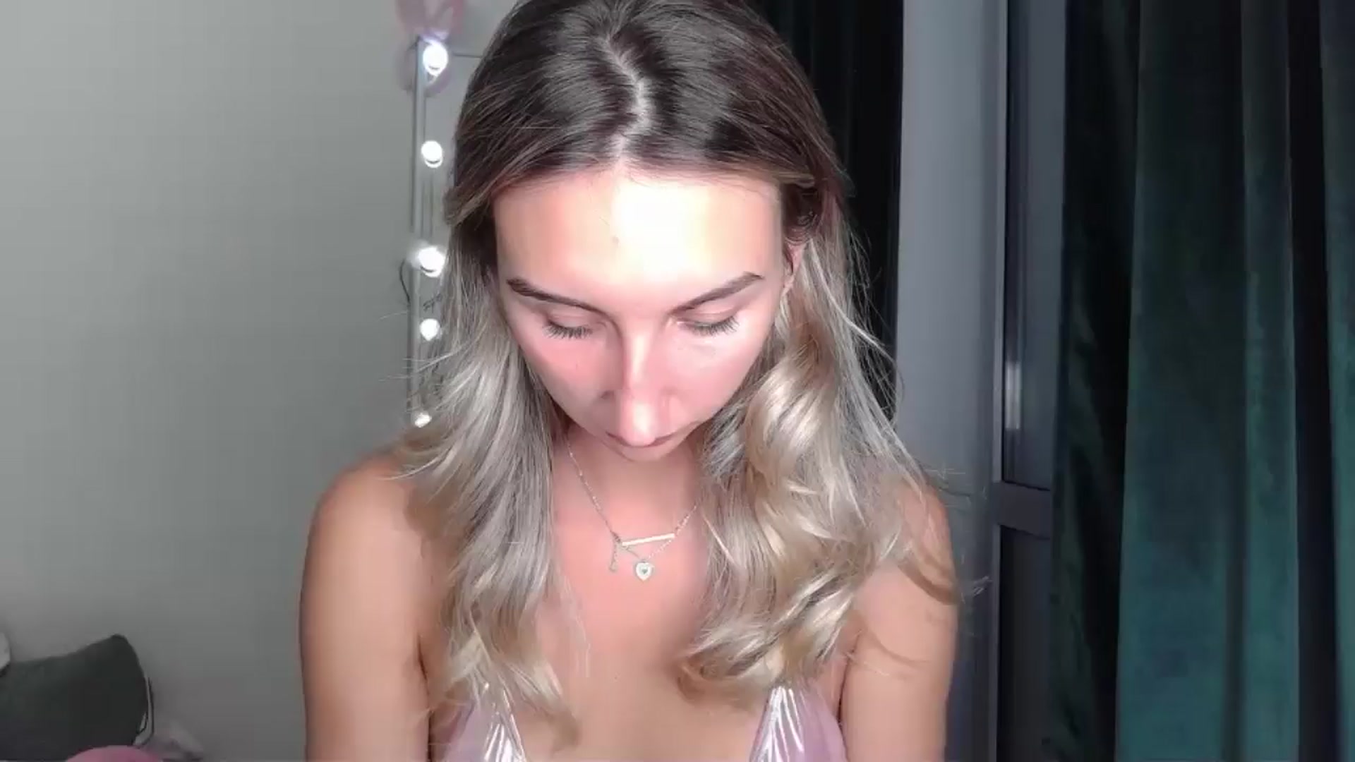 Gallery image thumbnail from Mary_Wayne's myfreecams stream on, 08/15/2025, 20:05 image 1 of 20