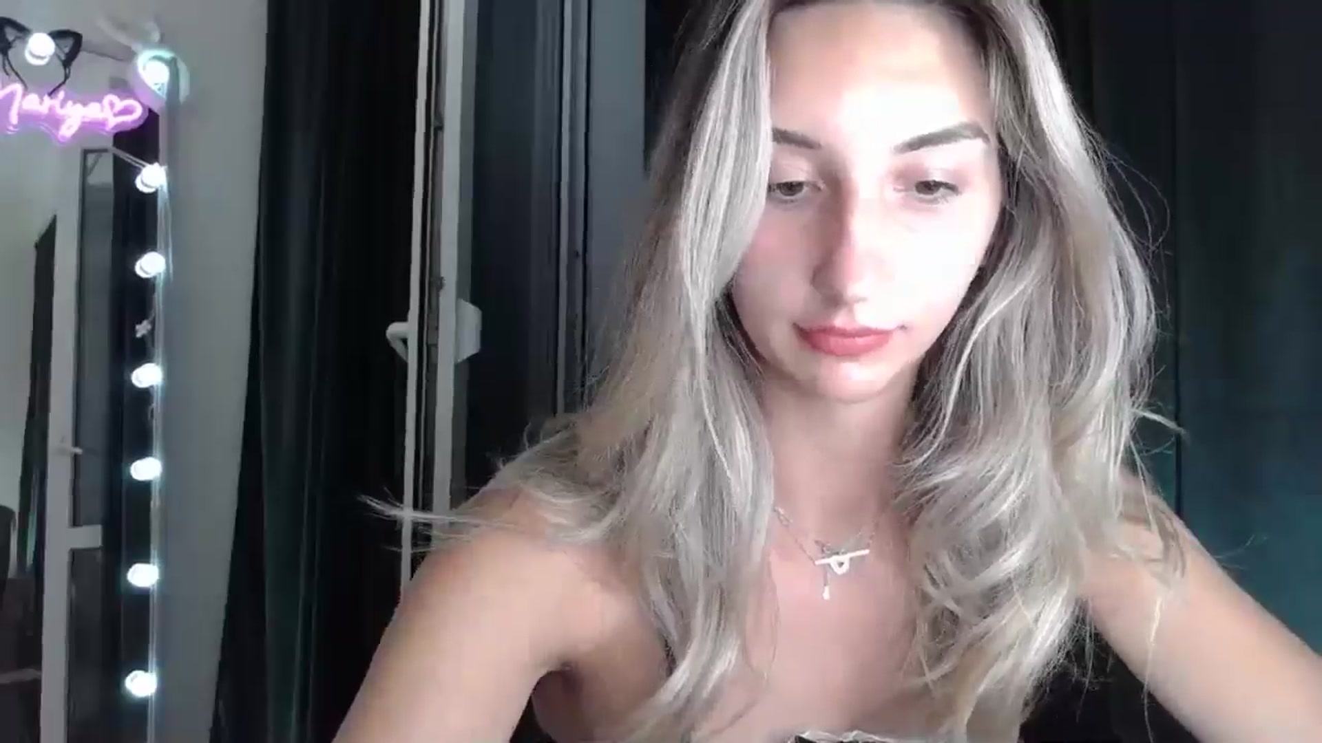 Gallery image thumbnail from Mary_Wayne's myfreecams stream on, 08/16/2025, 21:24 image 10 of 20
