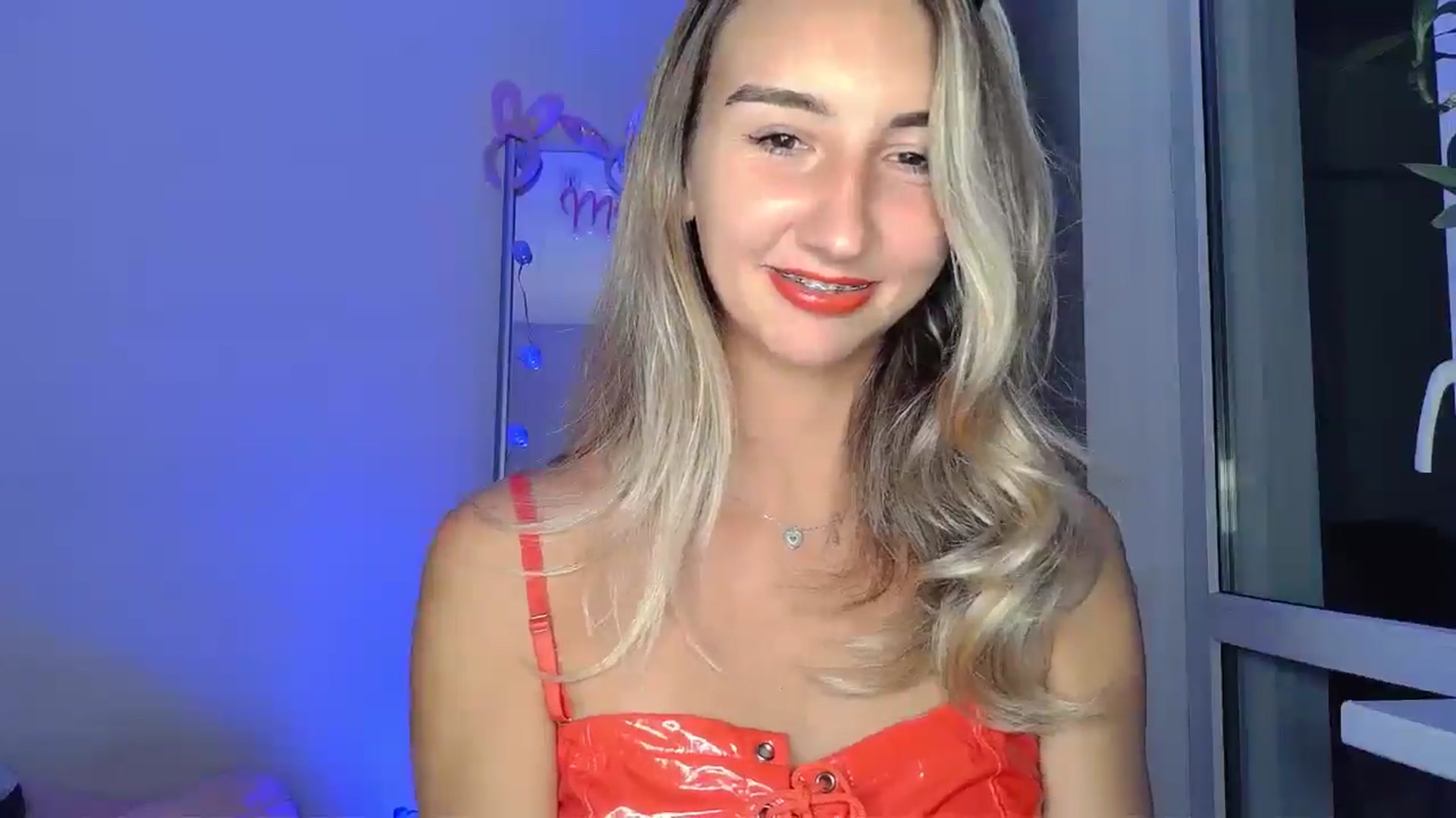 Gallery image thumbnail from Mary_Wayne's myfreecams stream on, 11/09/2025, 20:57 image 3 of 20