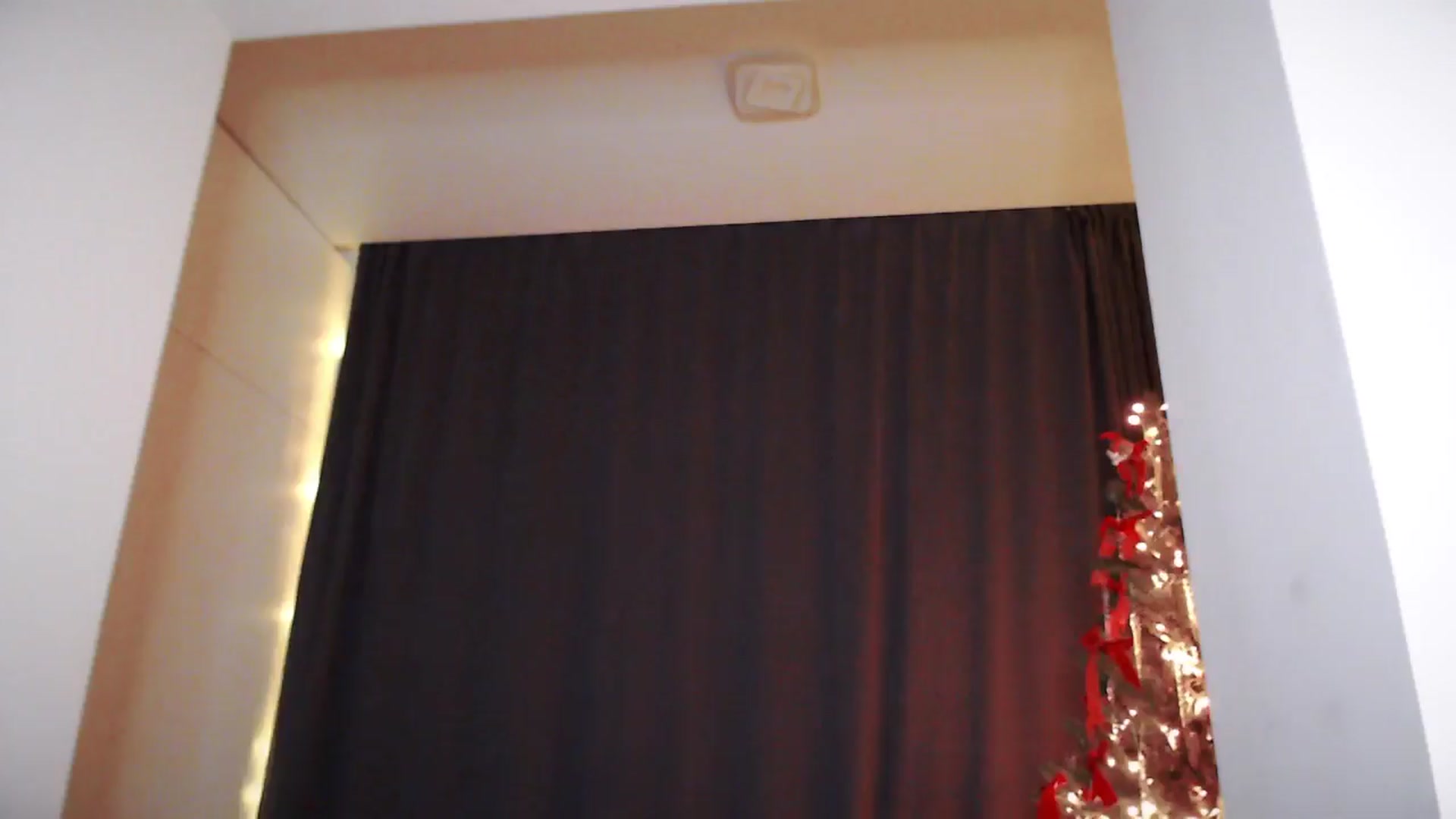Gallery image thumbnail from Mary_Xmas's myfreecams stream on, 01/09/2025, 02:18 image 4 of 20