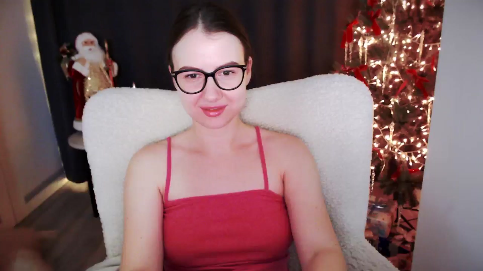 Gallery image thumbnail from Mary_Xmas's myfreecams stream on, 01/26/2025, 02:20 image 12 of 20