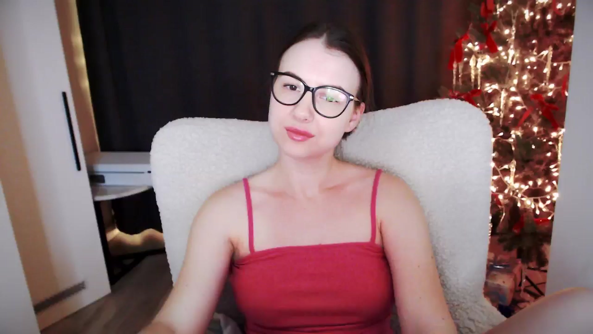 Gallery image thumbnail from Mary_Xmas's myfreecams stream on, 01/26/2025, 02:20 image 17 of 20