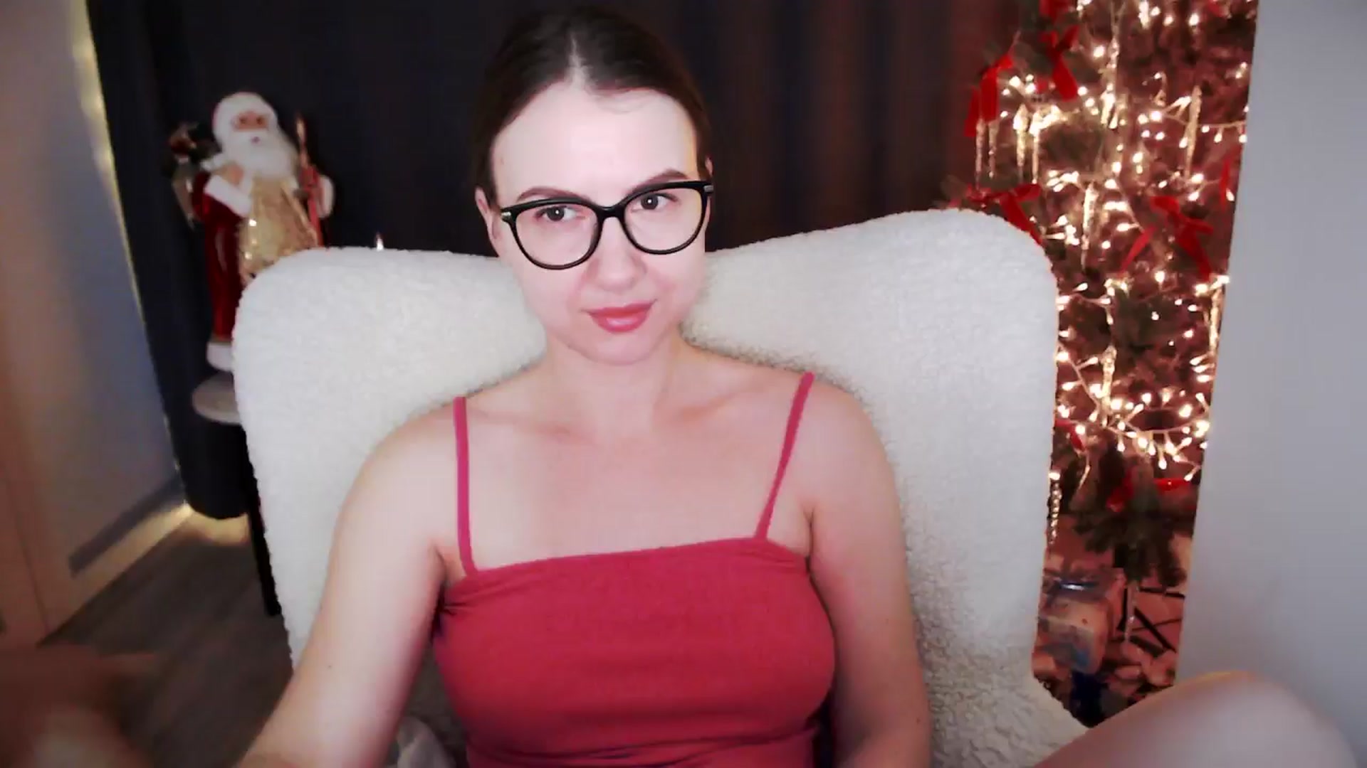 Gallery image thumbnail from Mary_Xmas's myfreecams stream on, 01/26/2025, 02:20 image 10 of 20