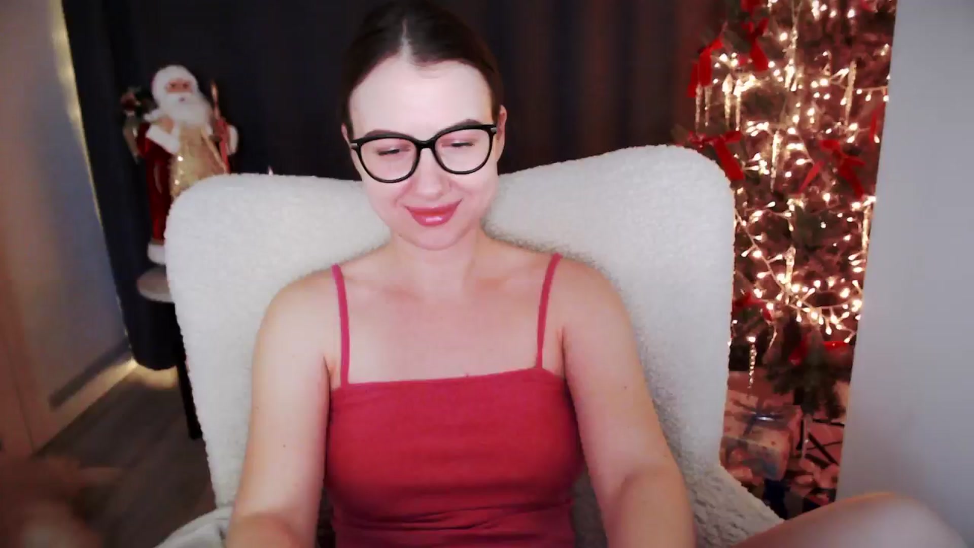 Gallery image thumbnail from Mary_Xmas's myfreecams stream on, 01/26/2025, 02:20 image 3 of 20