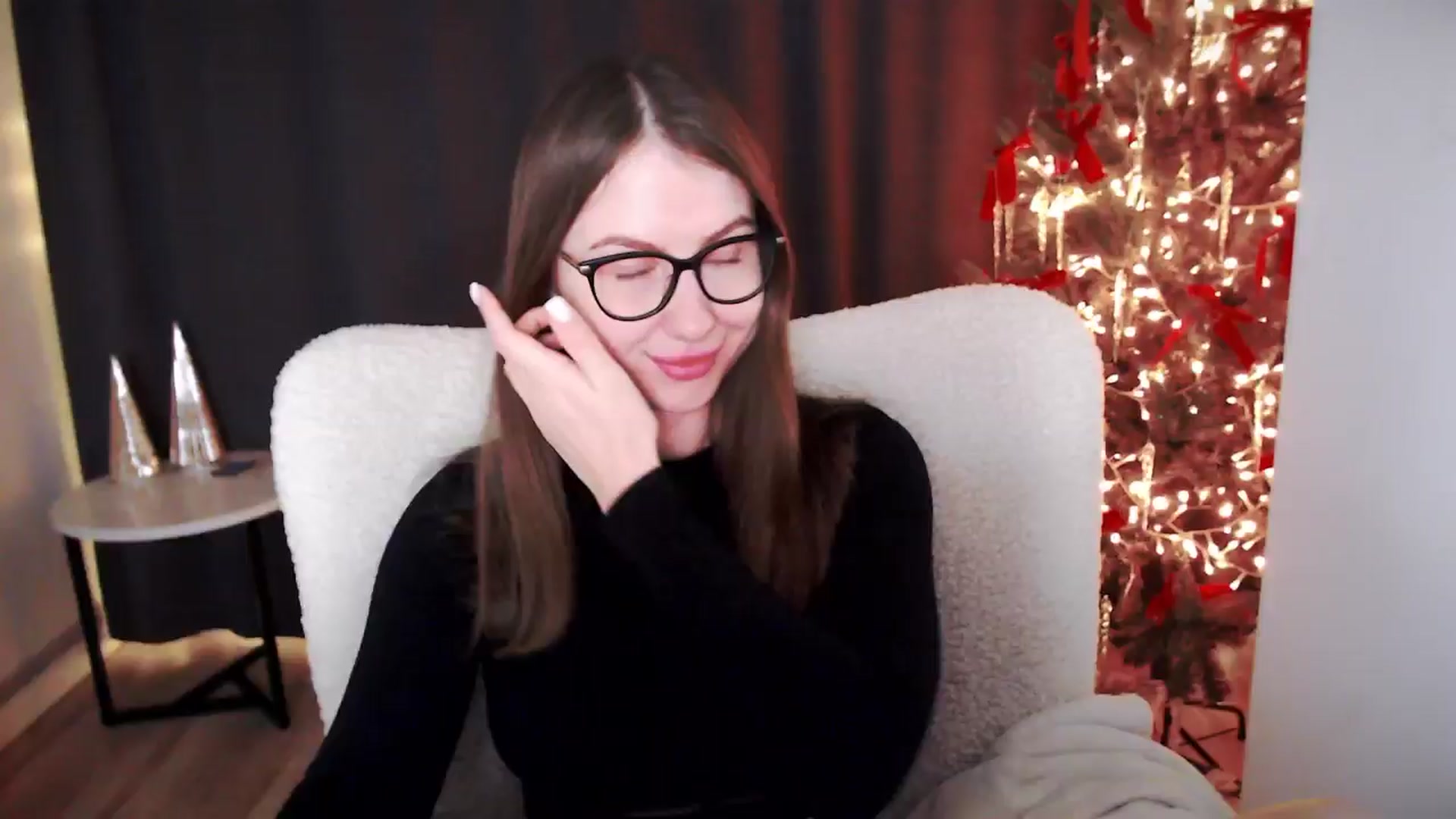 Gallery image thumbnail from Mary_Xmas's myfreecams stream on, 01/30/2025, 24:00 image 7 of 20