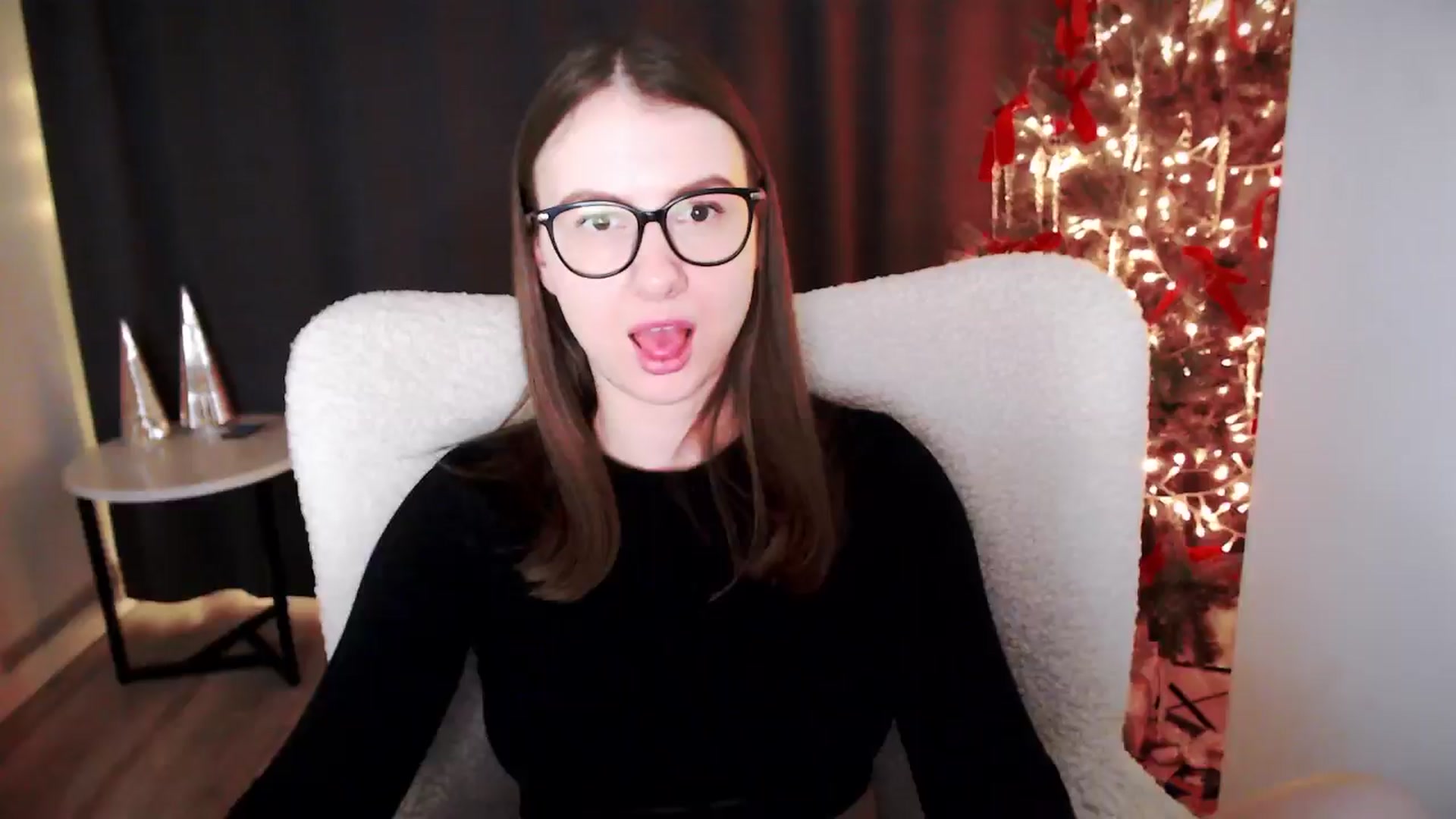 Gallery image thumbnail from Mary_Xmas's myfreecams stream on, 01/30/2025, 03:10 image 8 of 20