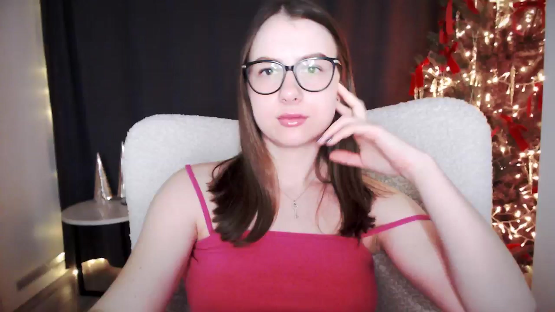 Gallery image thumbnail from Mary_Xmas's myfreecams stream on, 02/01/2025, 01:12 image 19 of 20