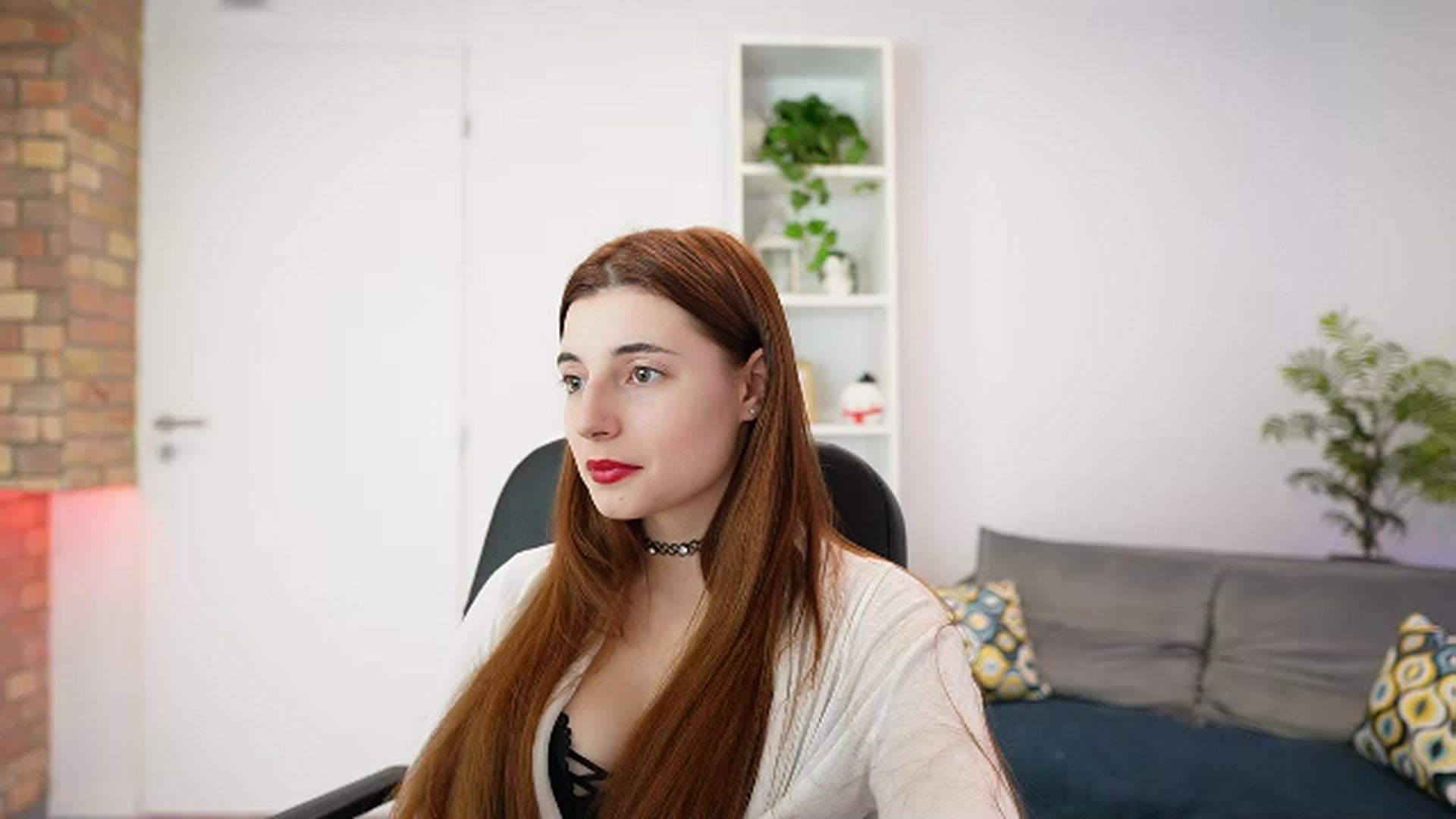 Gallery image thumbnail from Mary__Janee__'s myfreecams stream on, 12/15/2023, 16:18 image 2 of 20