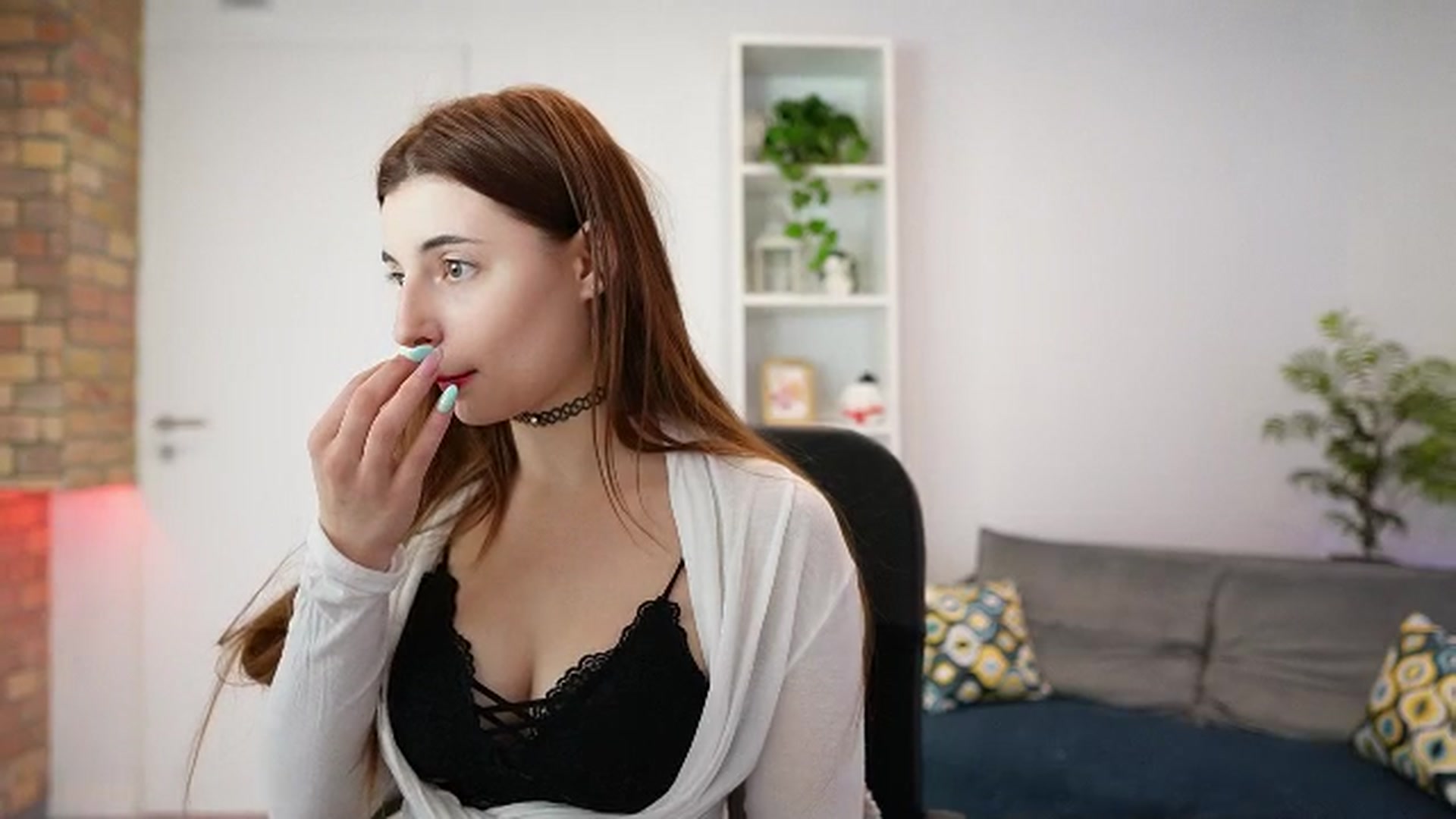 Gallery image thumbnail from Mary__Janee__'s myfreecams stream on, 12/15/2023, 16:18 image 19 of 20