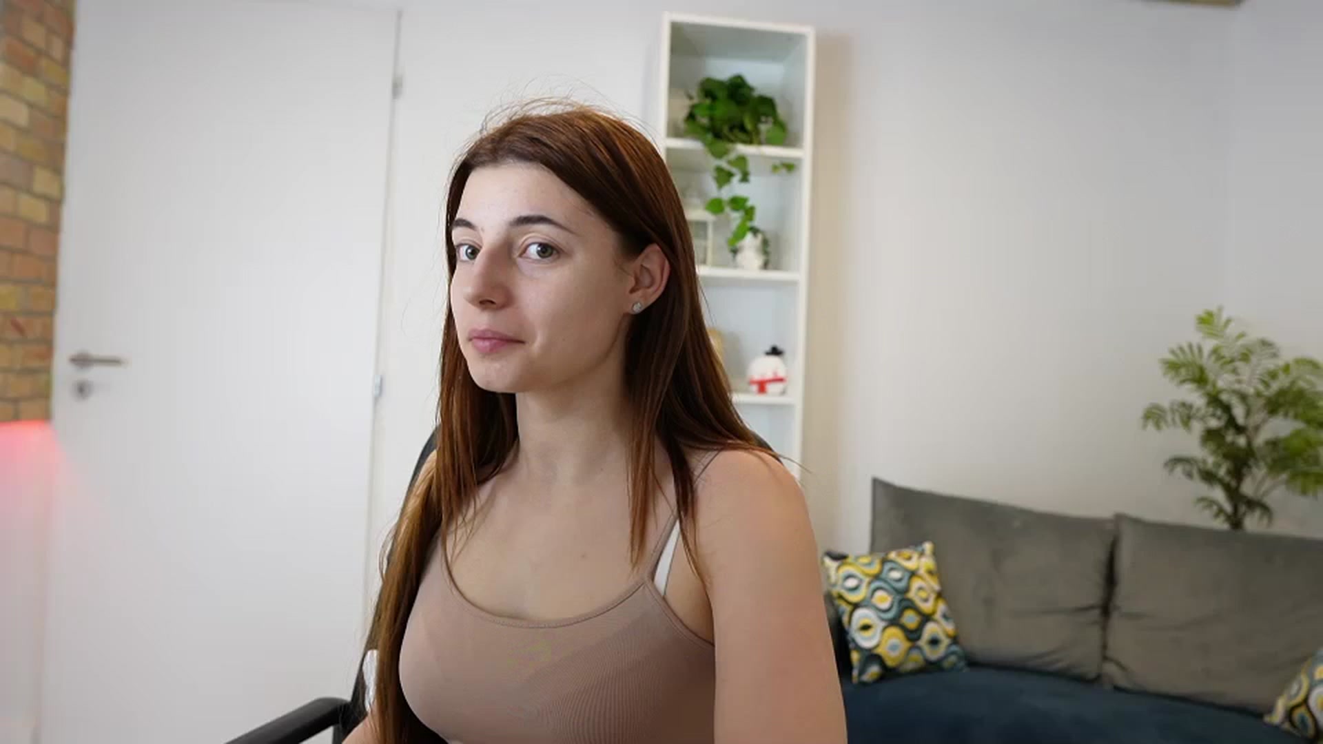 Gallery image thumbnail from Mary__Janee__'s myfreecams stream on, 12/25/2023, 16:18 image 2 of 20