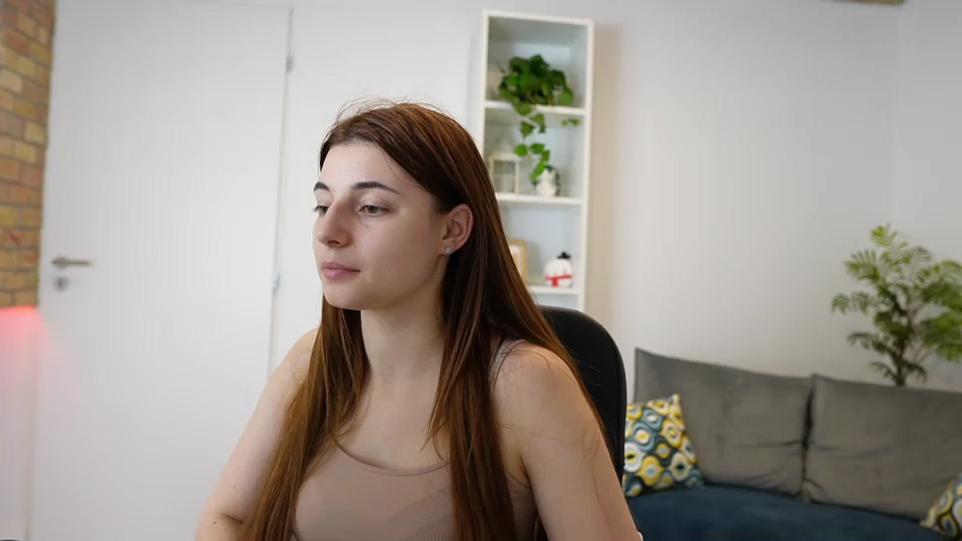 Gallery image thumbnail from Mary__Janee__'s myfreecams stream on, 12/25/2023, 16:45 image 10 of 20