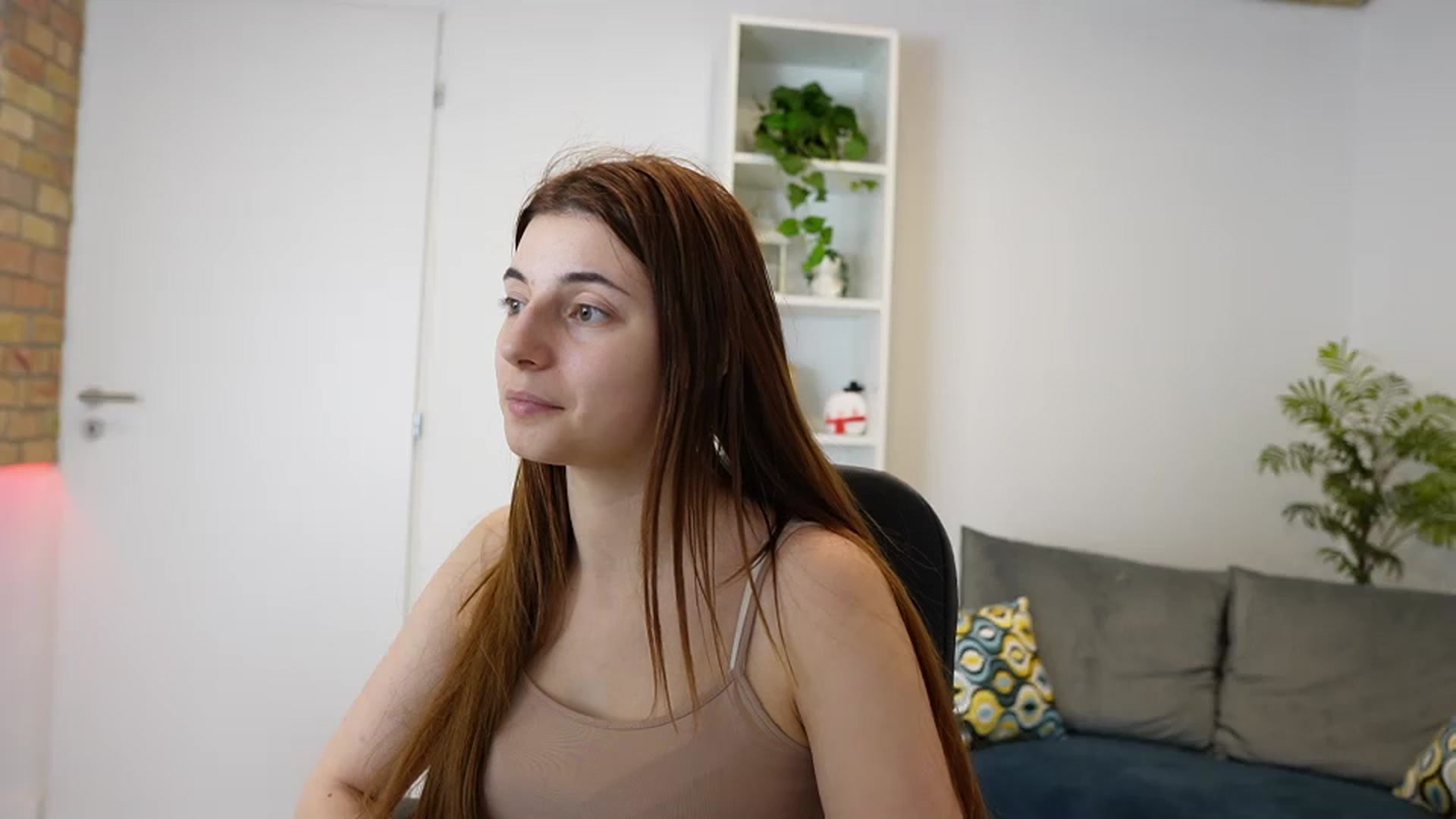 Gallery image thumbnail from Mary__Janee__'s myfreecams stream on, 12/25/2023, 16:45 image 4 of 20