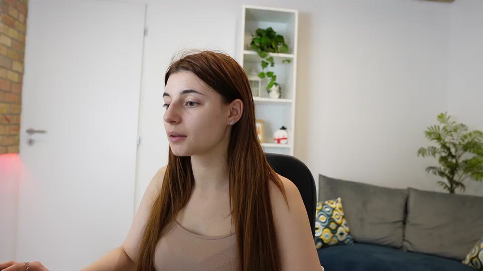 Gallery image thumbnail from Mary__Janee__'s myfreecams stream on, 12/25/2023, 16:45 image 8 of 20