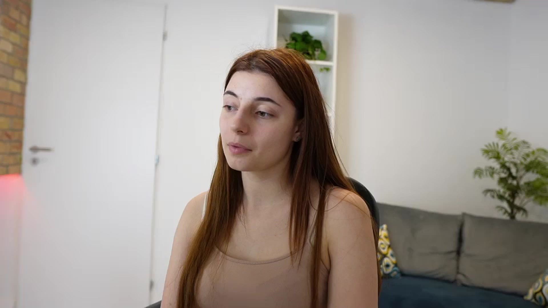 Gallery image thumbnail from Mary__Janee__'s myfreecams stream on, 12/25/2023, 17:17 image 5 of 20