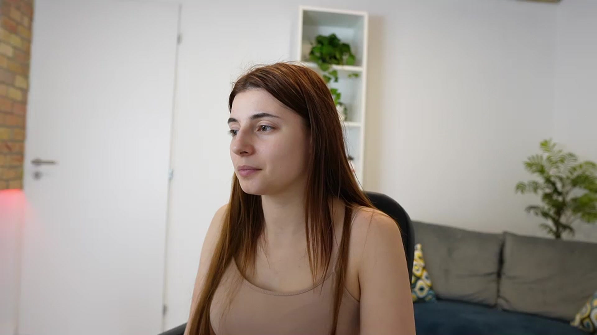Gallery image thumbnail from Mary__Janee__'s myfreecams stream on, 12/25/2023, 17:17 image 16 of 20