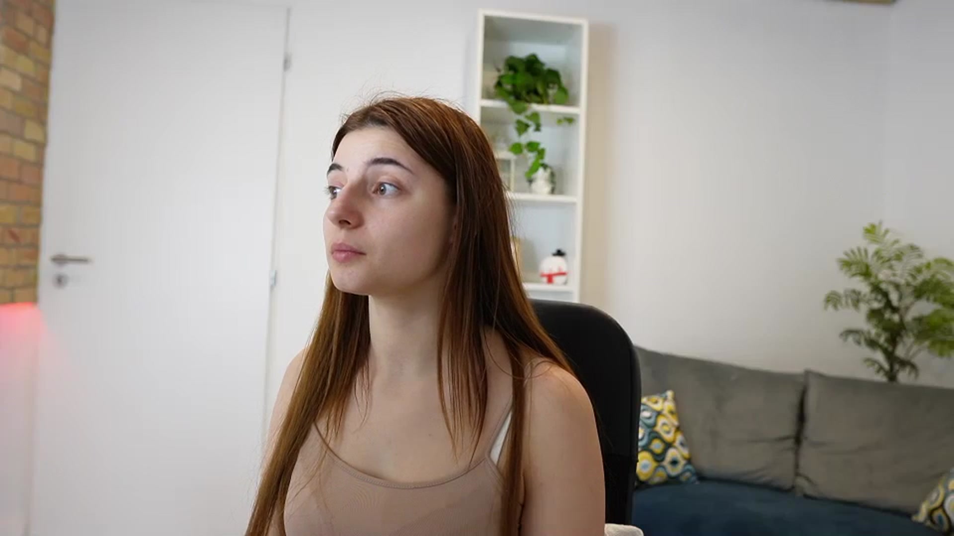 Gallery image thumbnail from Mary__Janee__'s myfreecams stream on, 12/25/2023, 17:17 image 3 of 20