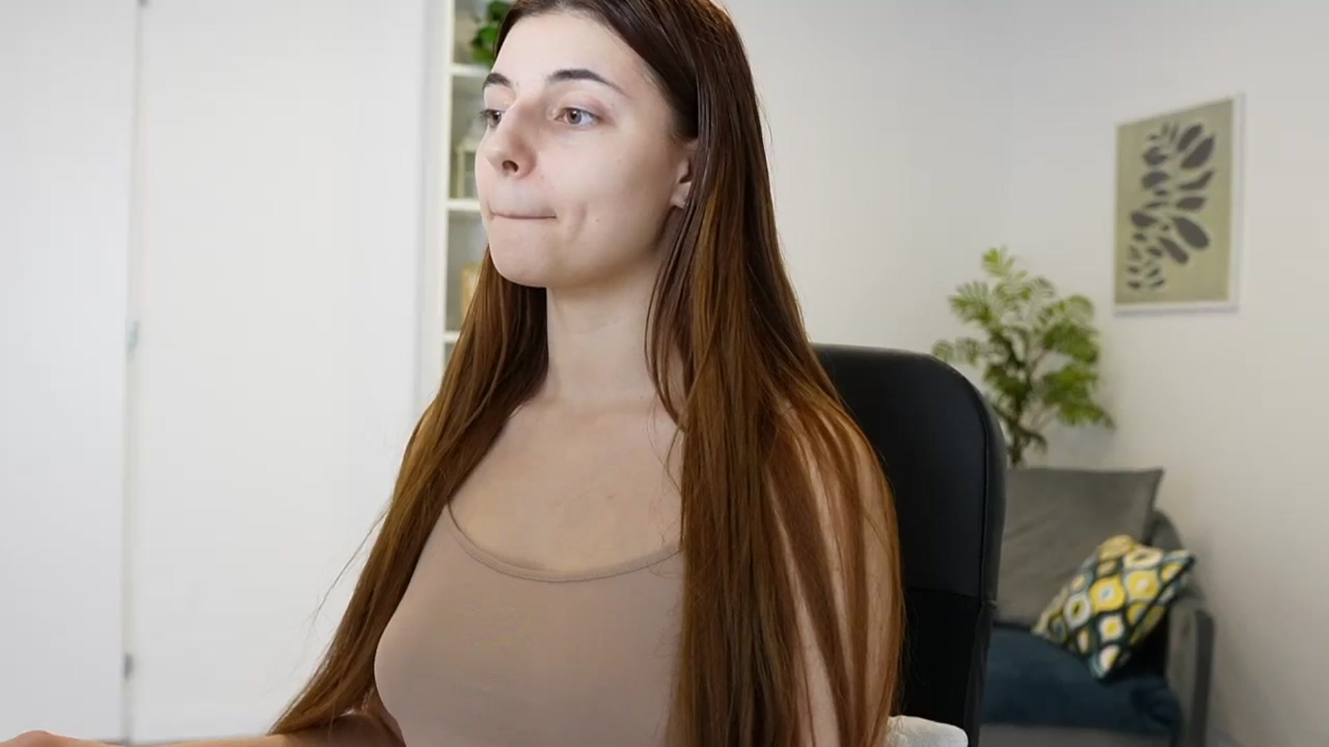 Gallery image thumbnail from Mary__Janee__'s myfreecams stream on, 12/27/2023, 18:50 image 11 of 20