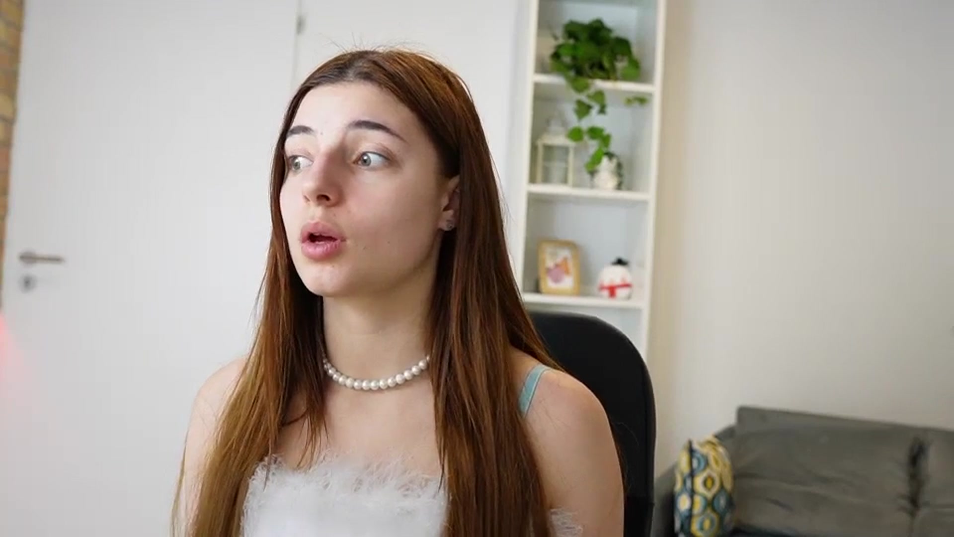 Gallery image thumbnail from Mary__Janee__'s myfreecams stream on, 12/30/2023, 10:47 image 17 of 20