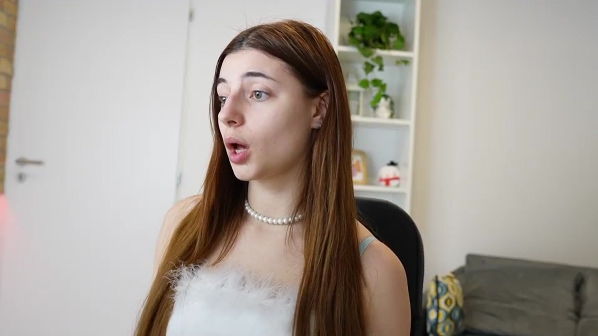 Gallery image thumbnail from Mary__Janee__'s myfreecams stream on, 12/30/2023, 10:47 image 3 of 20