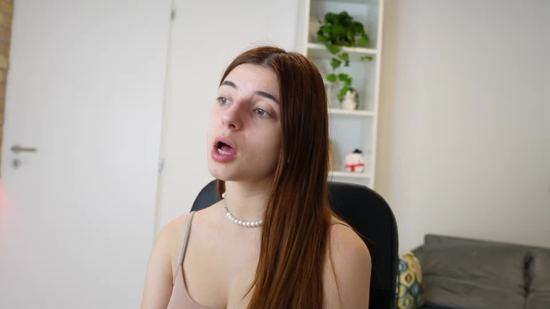 Gallery image thumbnail from Mary__Janee__'s myfreecams stream on, 12/30/2023, 11:57 image 9 of 20