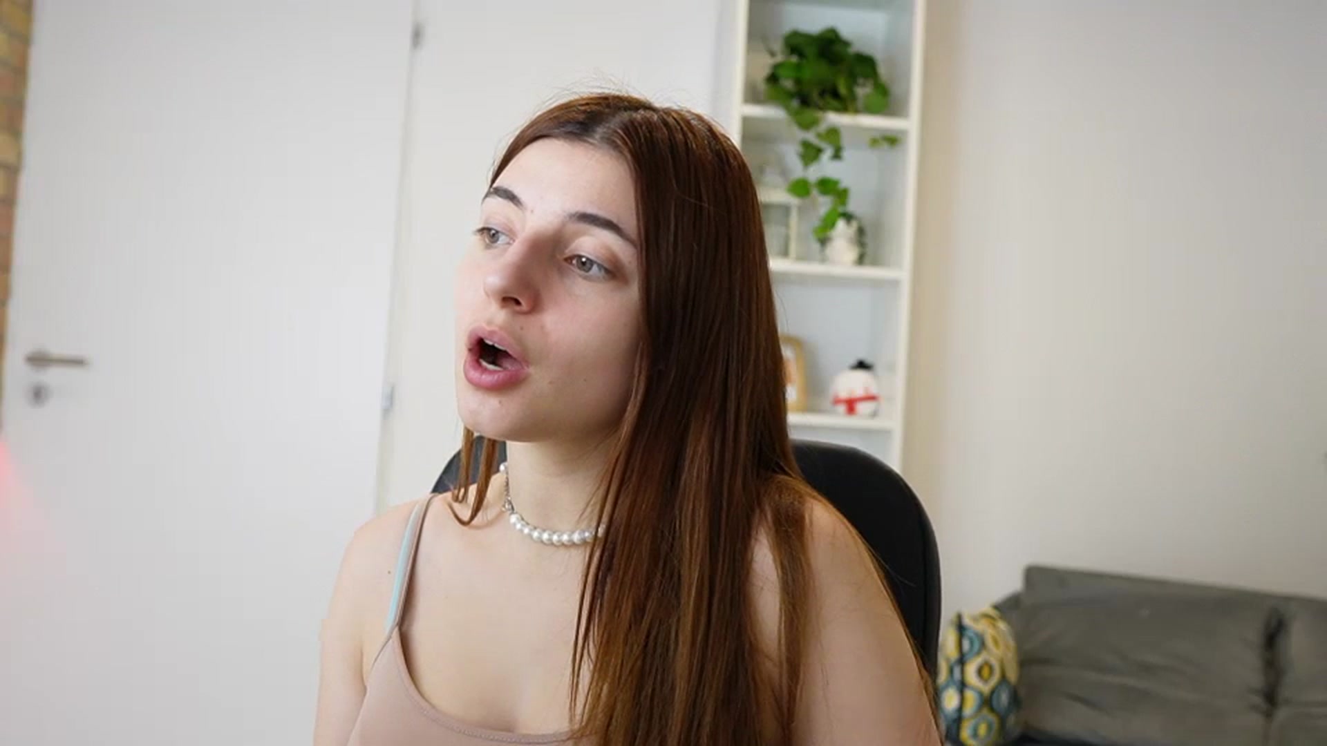 Gallery image thumbnail from Mary__Janee__'s myfreecams stream on, 12/30/2023, 11:57 image 12 of 20