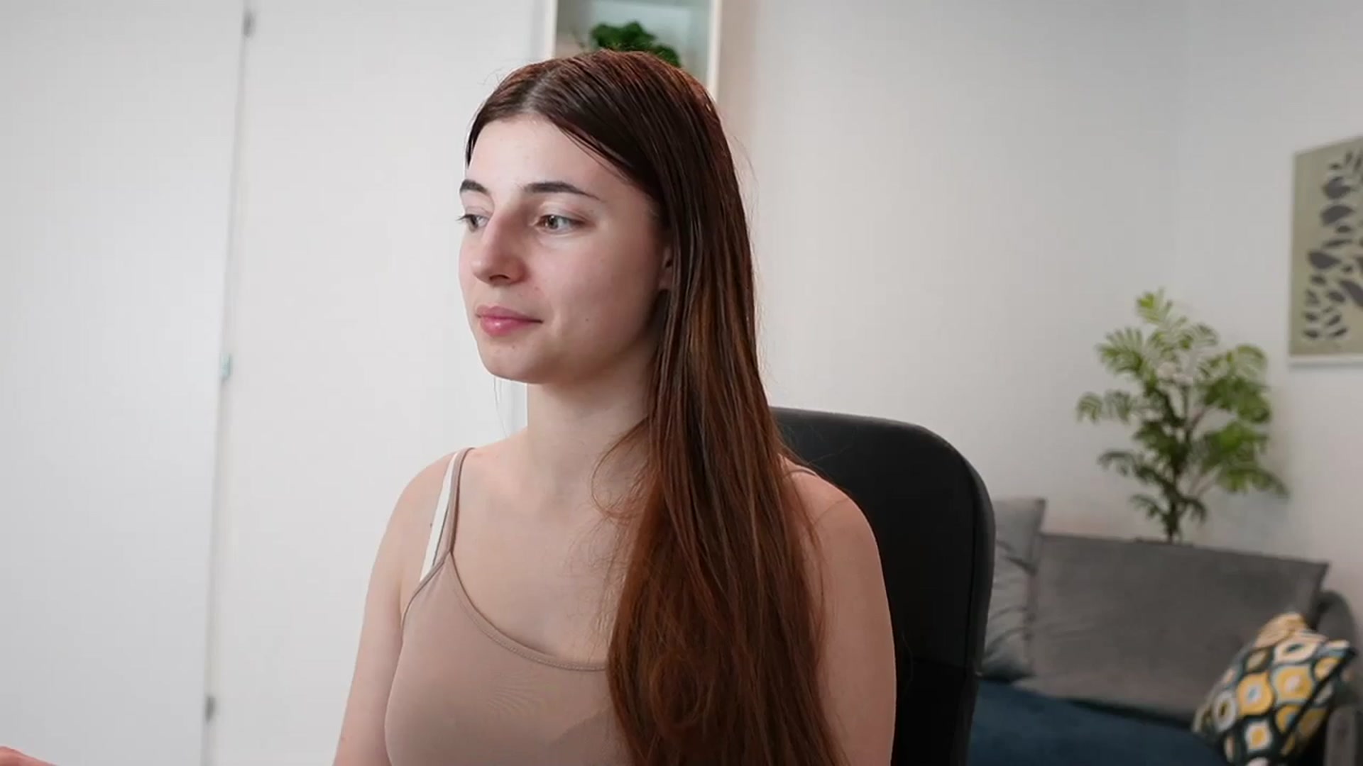 Gallery image thumbnail from Mary__Janee__'s myfreecams stream on, 01/01/2024, 21:43 image 14 of 20