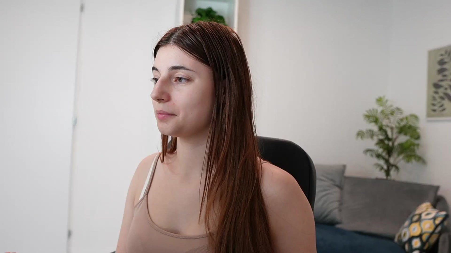 Gallery image thumbnail from Mary__Janee__'s myfreecams stream on, 01/01/2024, 21:43 image 8 of 20