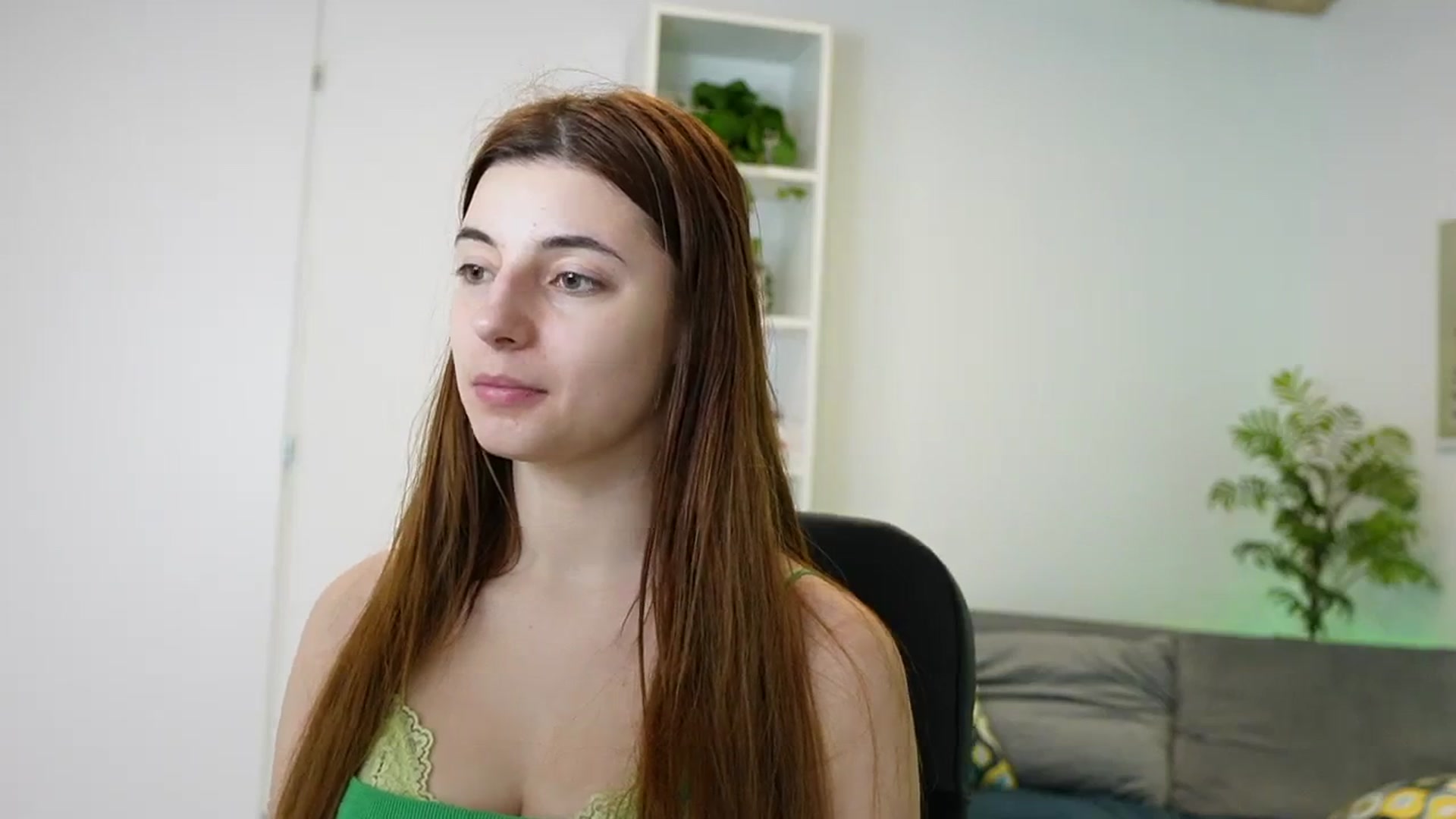 Gallery image thumbnail from Mary__Janee__'s myfreecams stream on, 01/07/2024, 15:10 image 9 of 20