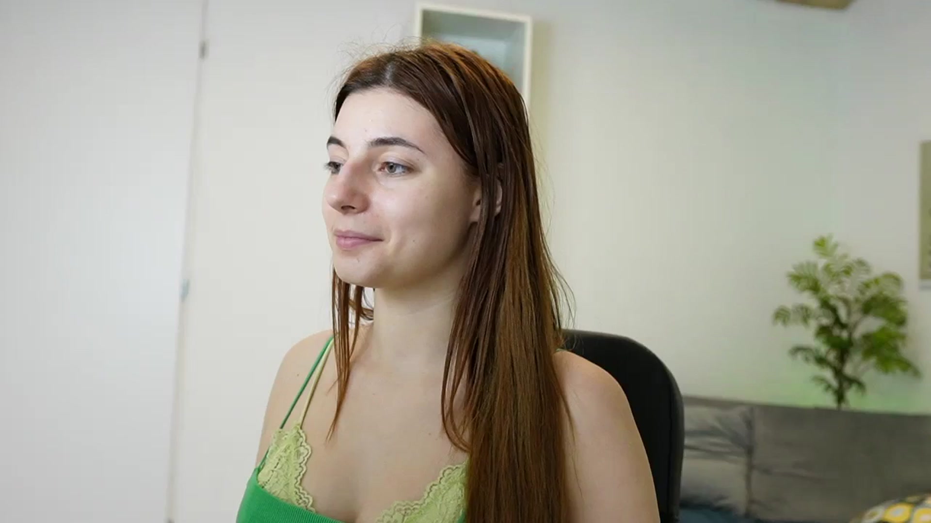 Gallery image thumbnail from Mary__Janee__'s myfreecams stream on, 01/07/2024, 15:10 image 14 of 20