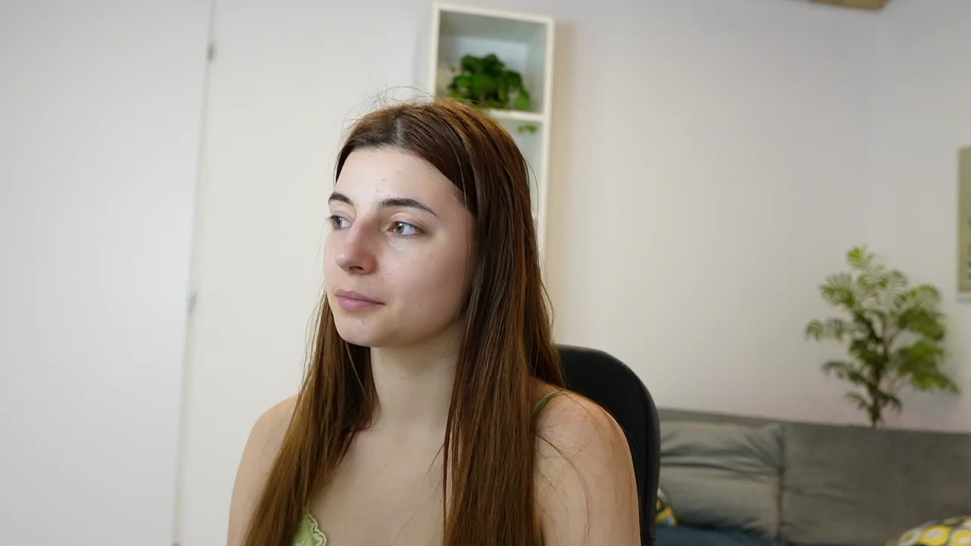 Gallery image thumbnail from Mary__Janee__'s myfreecams stream on, 01/07/2024, 15:10 image 10 of 20