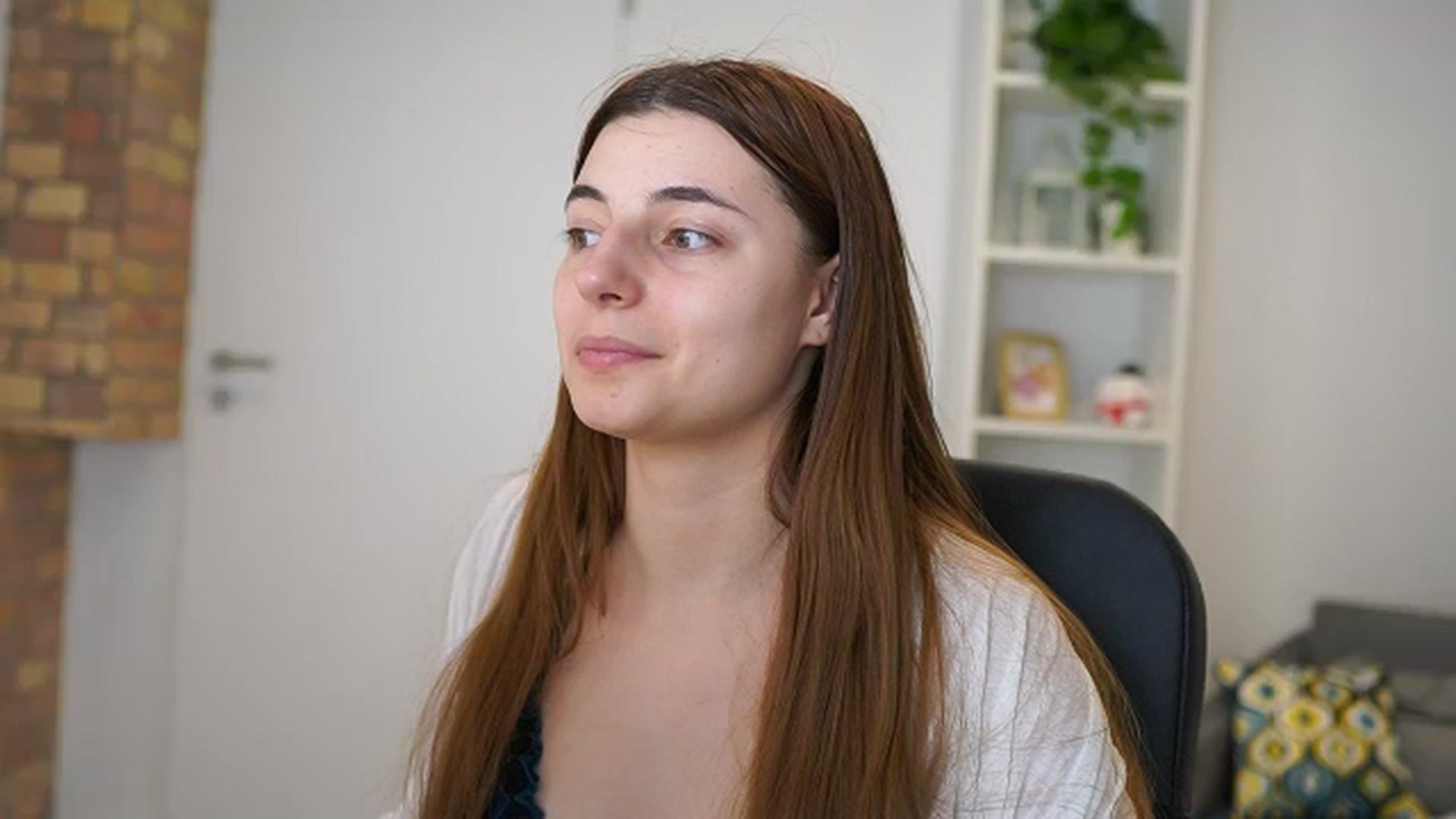 Gallery image thumbnail from Mary__Janee__'s myfreecams stream on, 01/14/2024, 19:08 image 15 of 20