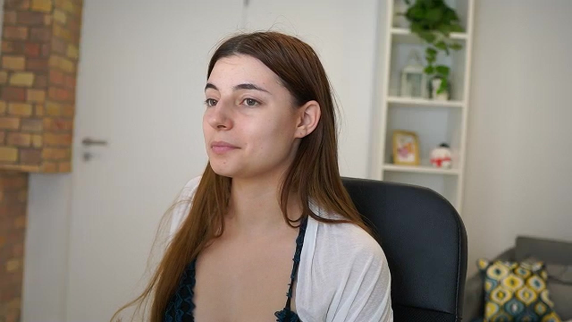 Gallery image thumbnail from Mary__Janee__'s myfreecams stream on, 01/14/2024, 19:08 image 4 of 20