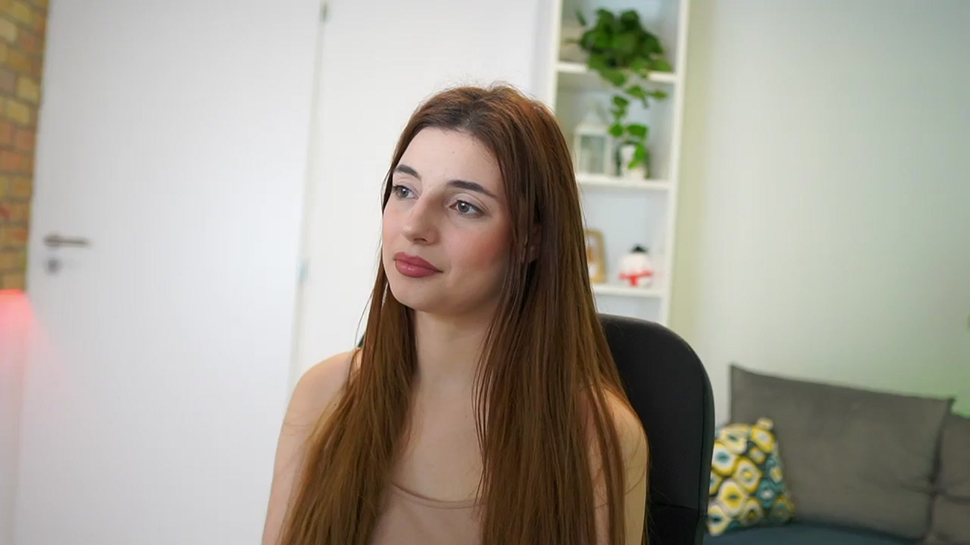 Gallery image thumbnail from Mary__Janee__'s myfreecams stream on, 01/18/2024, 17:23 image 16 of 20