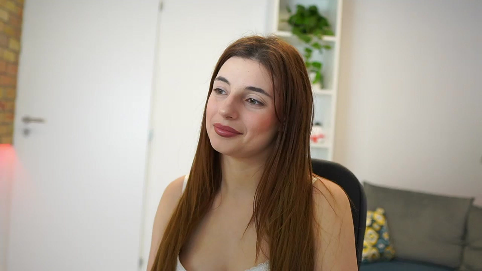 Gallery image thumbnail from Mary__Janee__'s myfreecams stream on, 01/18/2024, 17:23 image 11 of 20