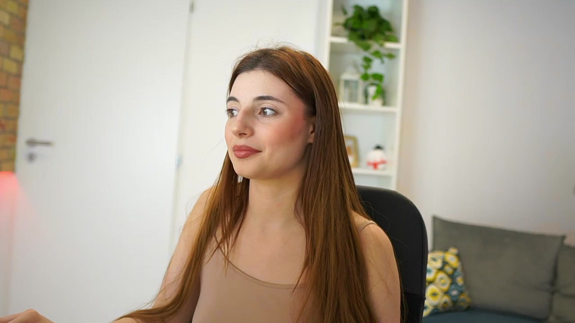 Gallery image thumbnail from Mary__Janee__'s myfreecams stream on, 01/18/2024, 19:18 image 20 of 20