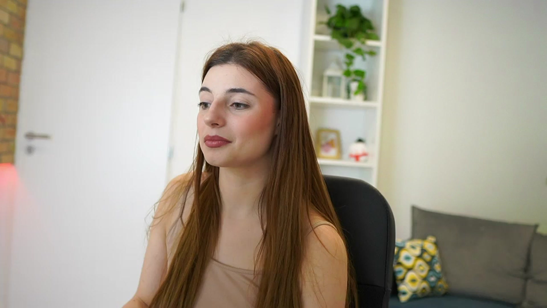 Gallery image thumbnail from Mary__Janee__'s myfreecams stream on, 01/18/2024, 19:18 image 5 of 20