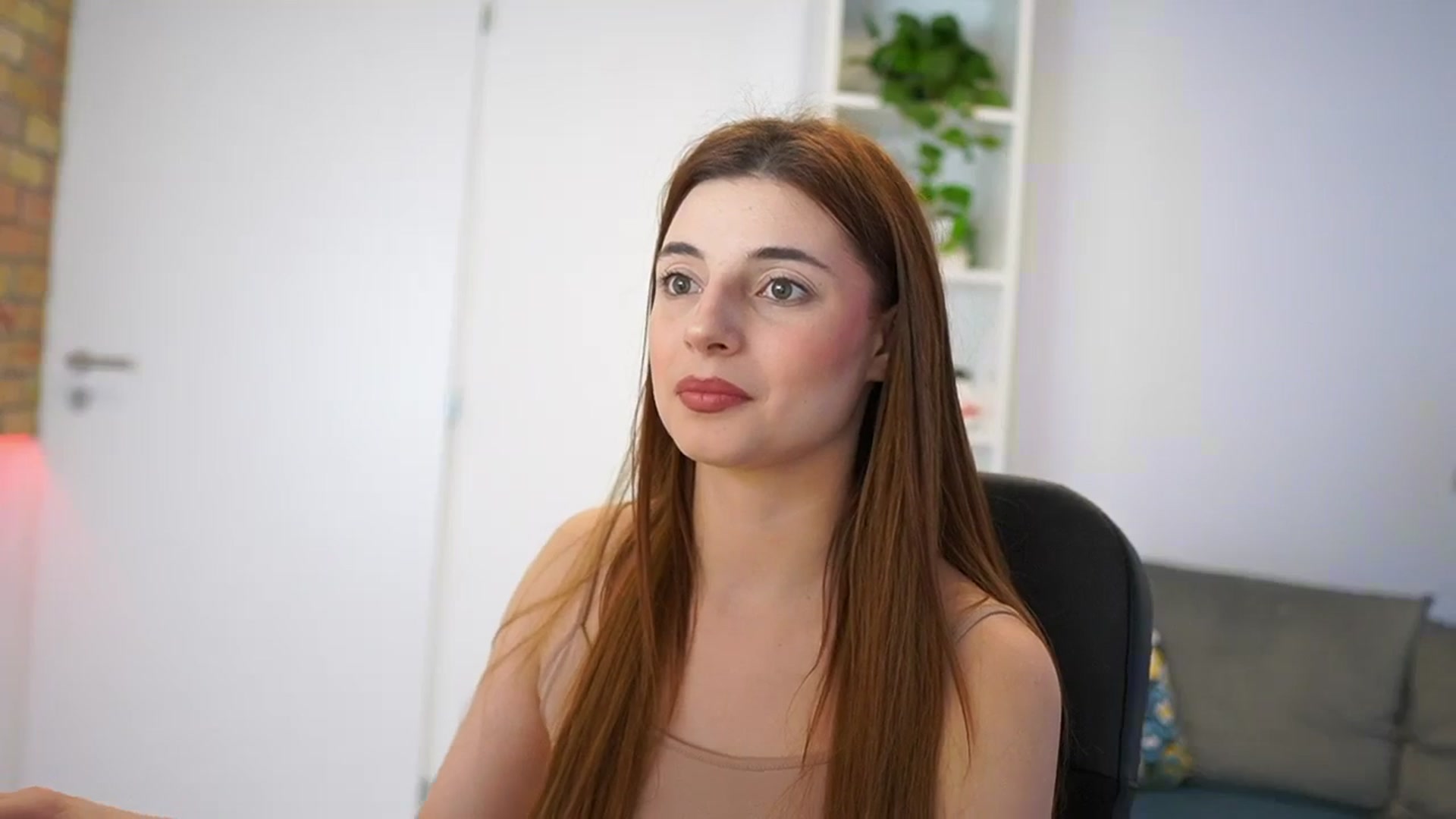 Gallery image thumbnail from Mary__Janee__'s myfreecams stream on, 01/18/2024, 19:18 image 7 of 20