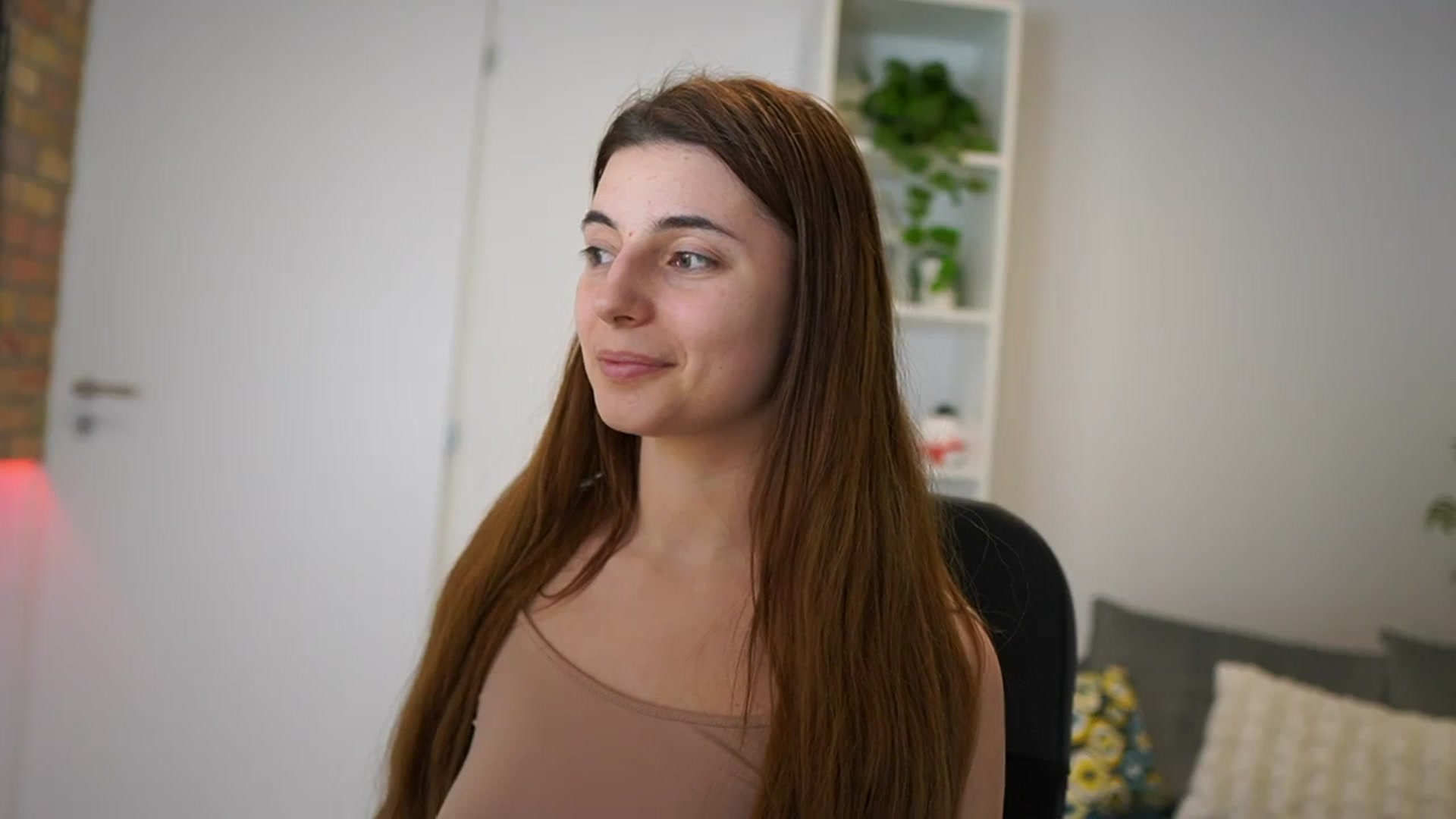 Gallery image thumbnail from Mary__Janee__'s myfreecams stream on, 01/20/2024, 21:01 image 13 of 20