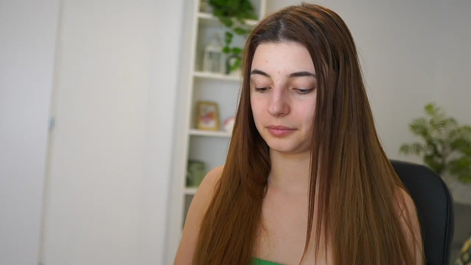 Gallery image thumbnail from Mary__Janee__'s myfreecams stream on, 01/29/2024, 14:08 image 20 of 20
