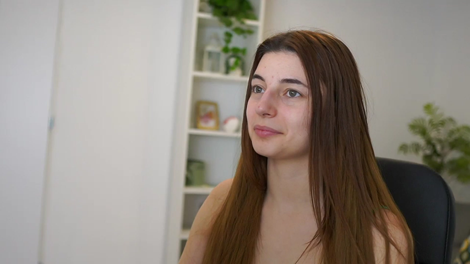 Gallery image thumbnail from Mary__Janee__'s myfreecams stream on, 01/29/2024, 14:08 image 10 of 20