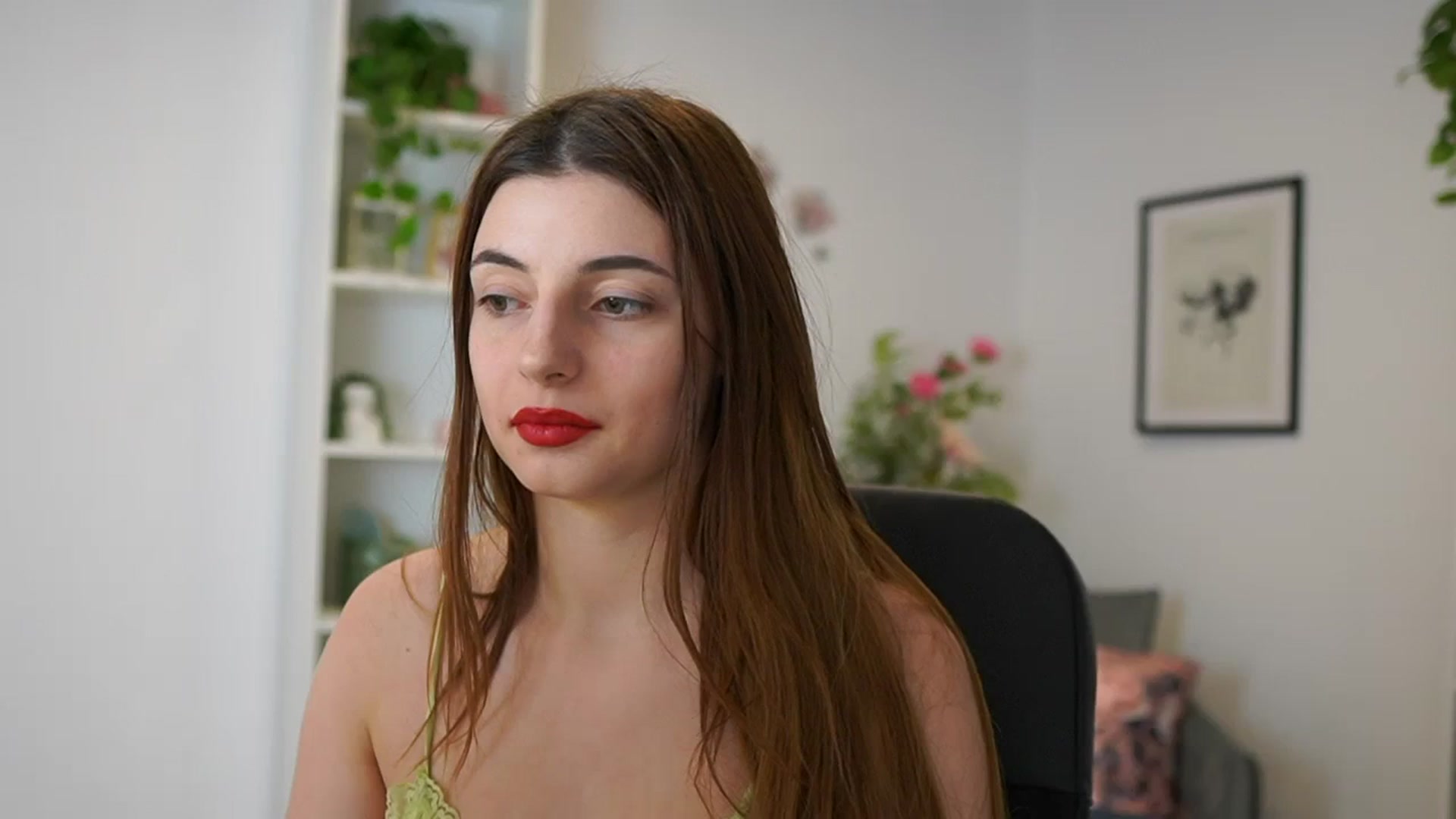 Gallery image thumbnail from Mary__Janee__'s myfreecams stream on, 02/22/2024, 19:10 image 1 of 20