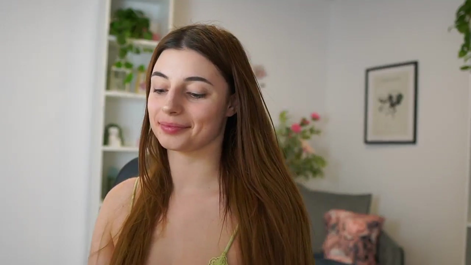 Gallery image thumbnail from Mary__Janee__'s myfreecams stream on, 02/22/2024, 20:08 image 6 of 20