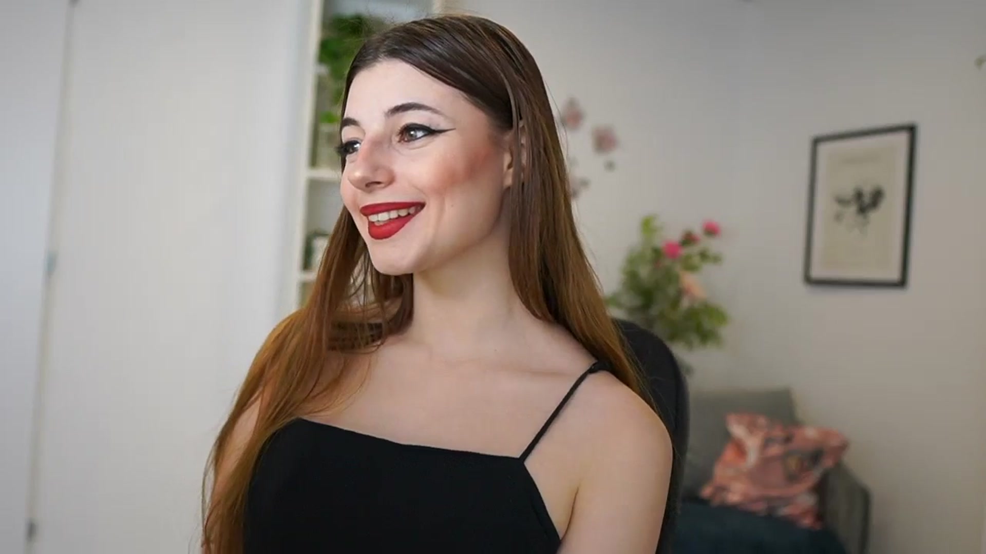 Gallery image thumbnail from Mary__Janee__'s myfreecams stream on, 02/25/2024, 19:55 image 5 of 20