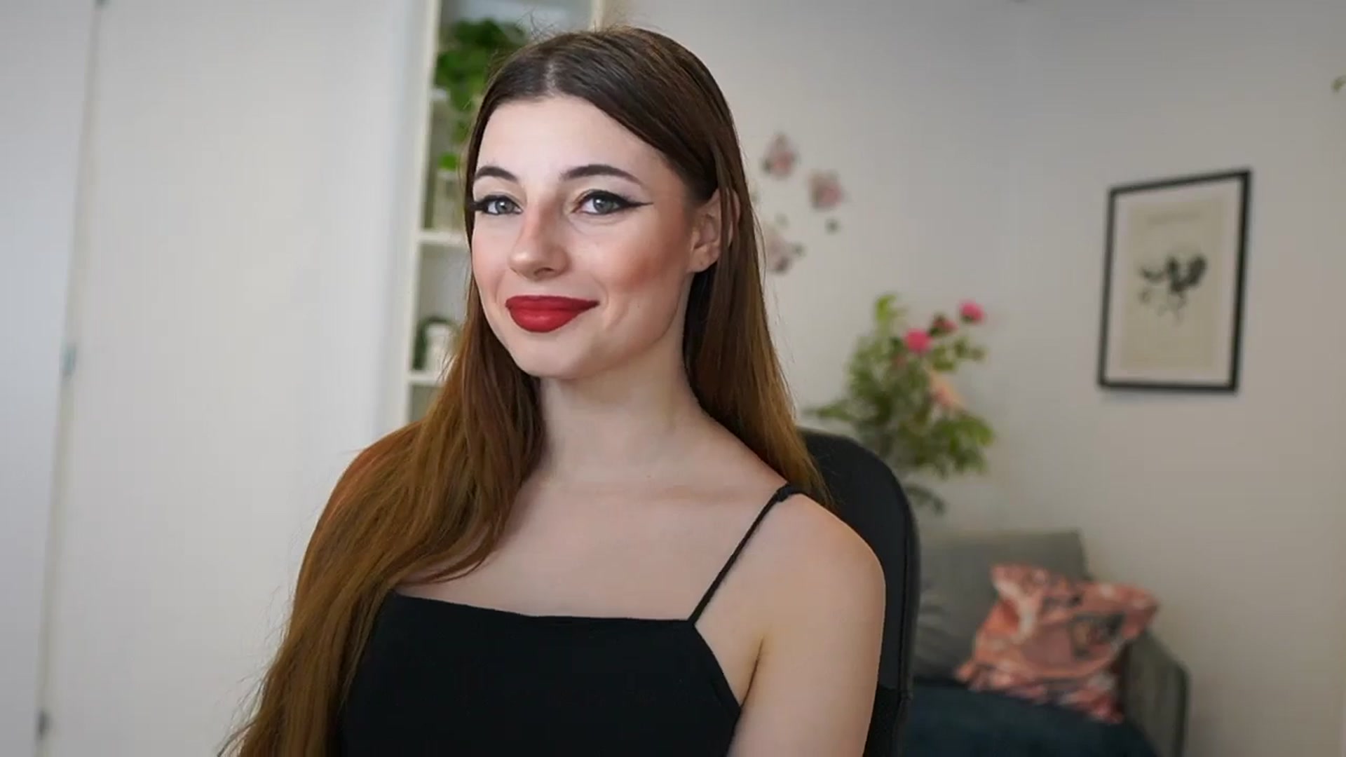 Gallery image thumbnail from Mary__Janee__'s myfreecams stream on, 02/25/2024, 19:55 image 13 of 20