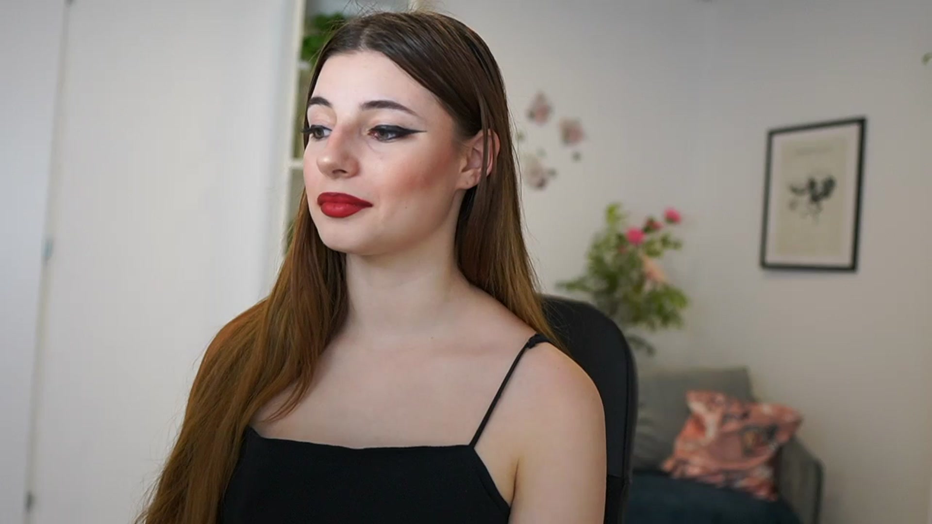 Gallery image thumbnail from Mary__Janee__'s myfreecams stream on, 02/25/2024, 19:55 image 12 of 20