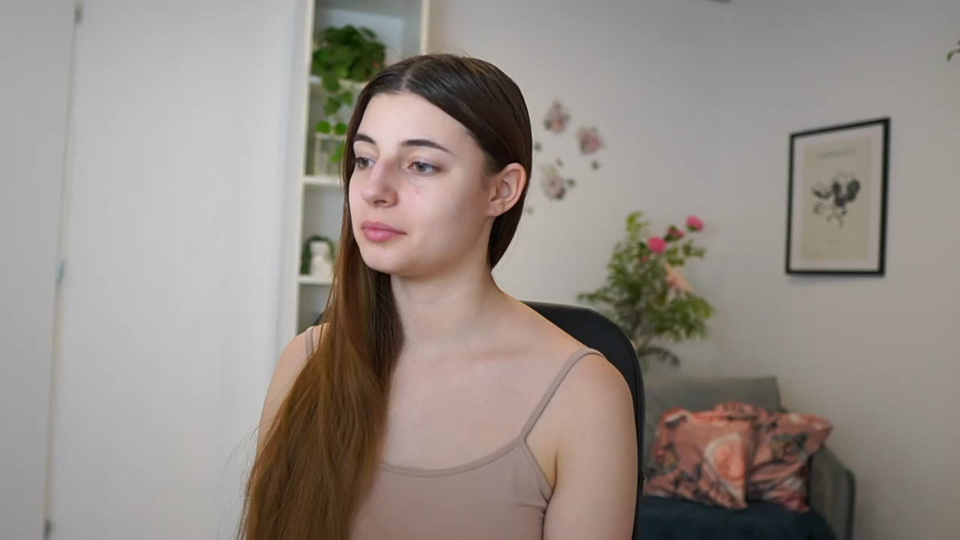 Gallery image thumbnail from Mary__Janee__'s myfreecams stream on, 02/26/2024, 21:27 image 1 of 20
