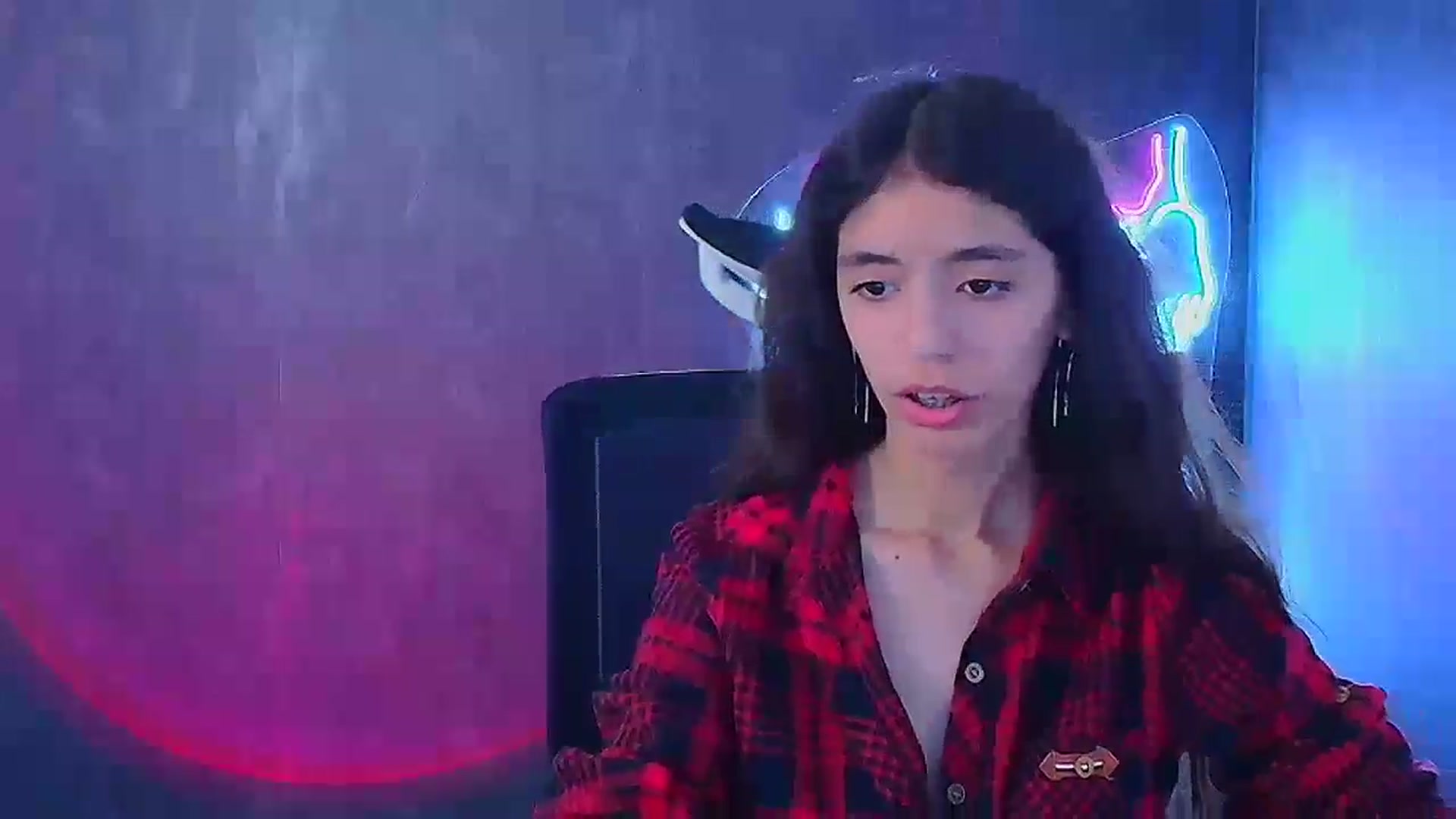 Gallery image thumbnail from Mary_lo01's myfreecams stream on, 09/13/2024, 21:53 image 18 of 20